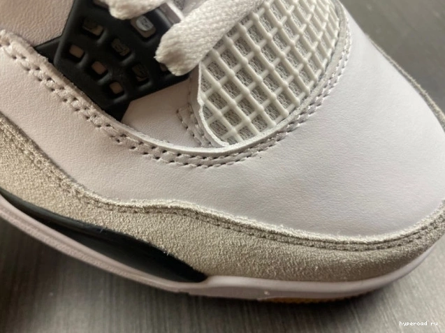 SB x 4 Nike DR5415-100 Air Jordan 1123